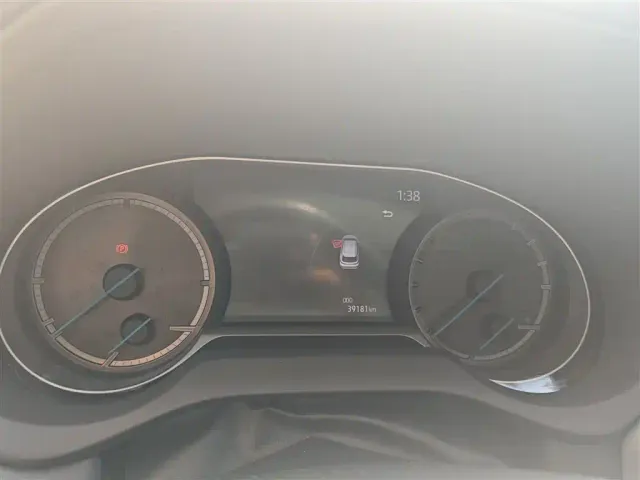 Toyota Harrier — Фото автомобиля 7