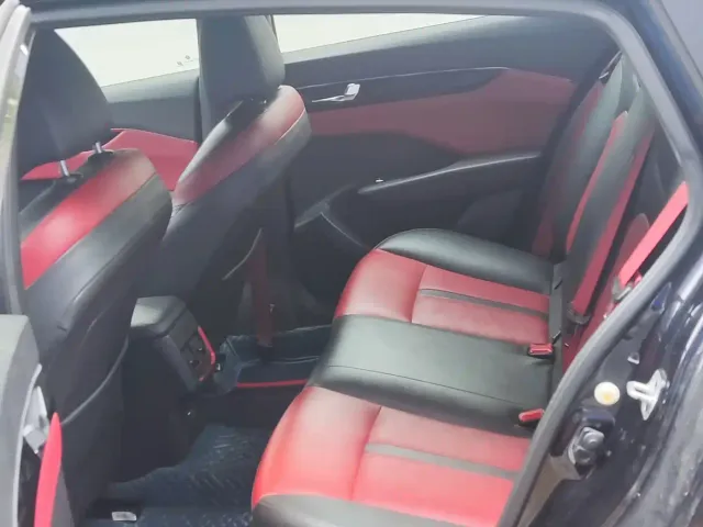 Dongfeng Aeolus Yixuan 2022 230T Auto Light-Chasing Knight Edition — Фото автомобиля 9