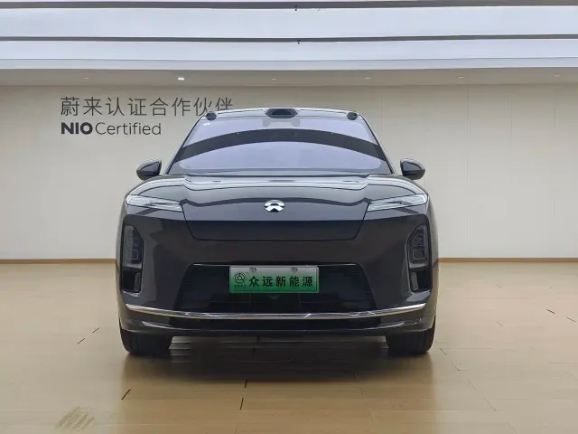Nio ES8 — Фото автомобиля 3
