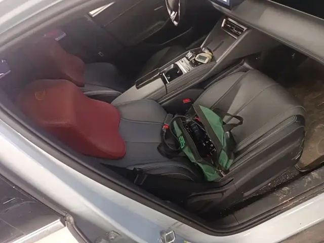 BYD Qin L — Фото автомобиля 24