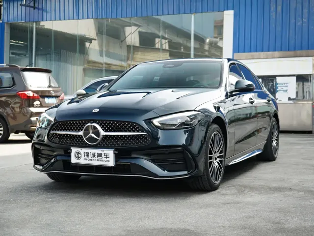 Фотография автомобиля — Mercedes-Benz C-Class