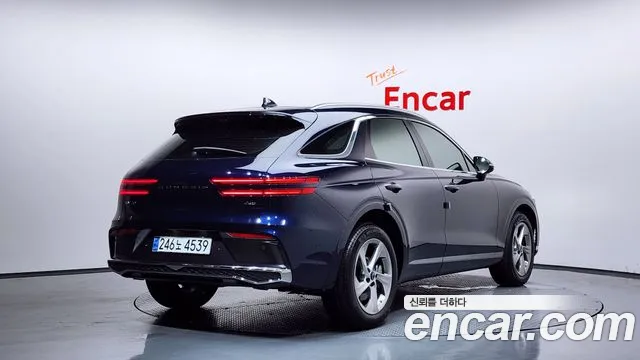 Genesis GV70 2.5T Бензин AWD — Фото автомобиля 2