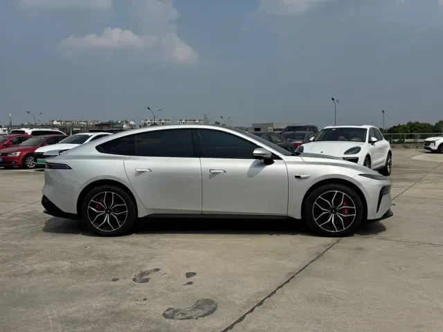 Dongfeng eπ 007 — Фото автомобиля 3