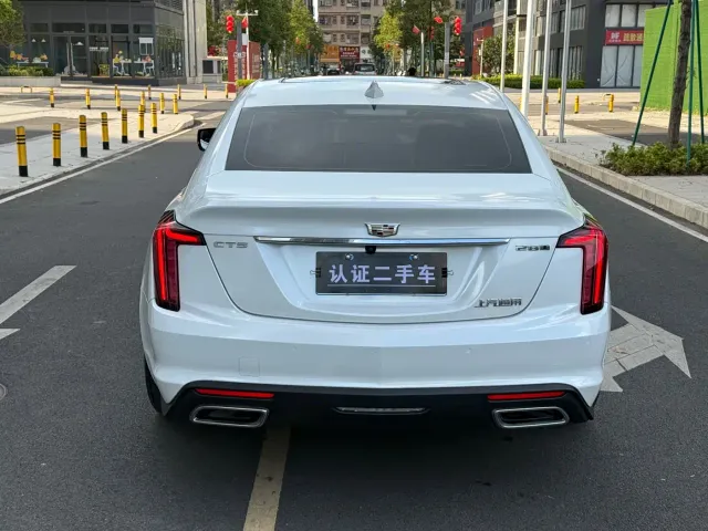 Cadillac CT5 — Фото автомобиля 6