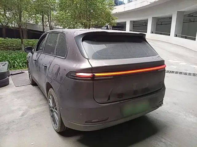 Leapmotor C10 — Фото автомобиля 4