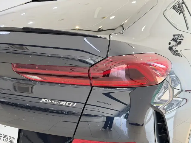 BMW X6 — Фото автомобиля 23