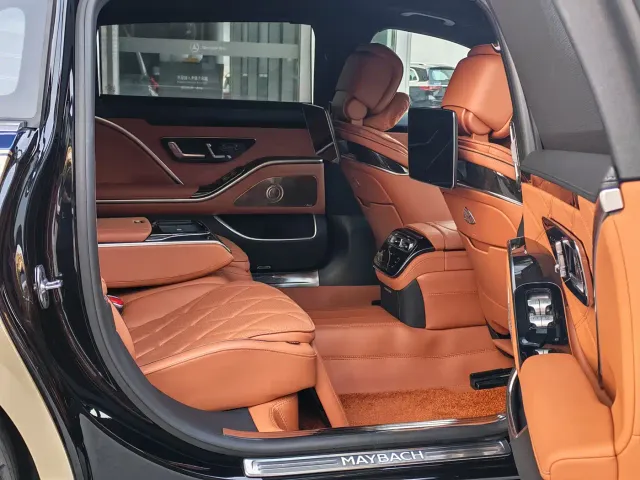 Mercedes-Benz Maybach S-Class — Фото автомобиля 7