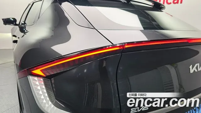 Kia EV6 — Фото автомобиля 23