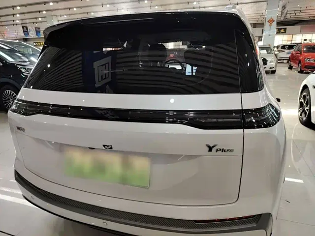 GAC Aion Y — Фото автомобиля 5