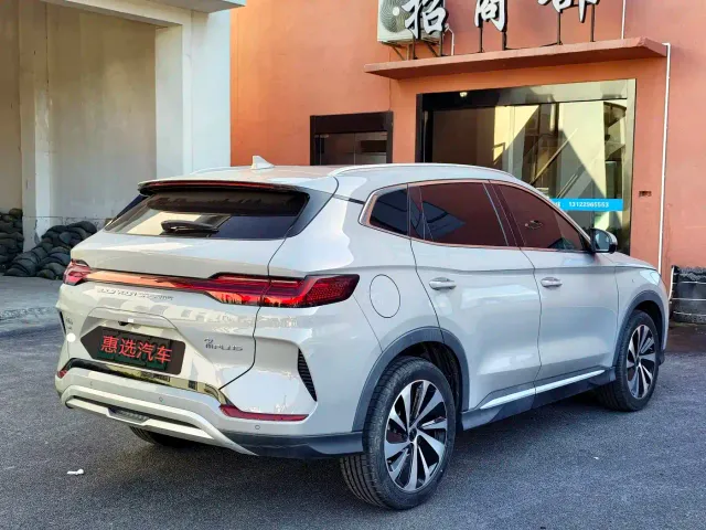 BYD Song PLUS — Фото автомобиля 9