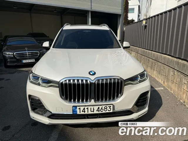 BMW X7 G07 — Фото автомобиля 3