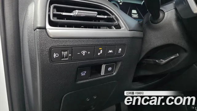 Hyundai Palisade Palisade Дизель 2.2 2WD — Фото автомобиля 23