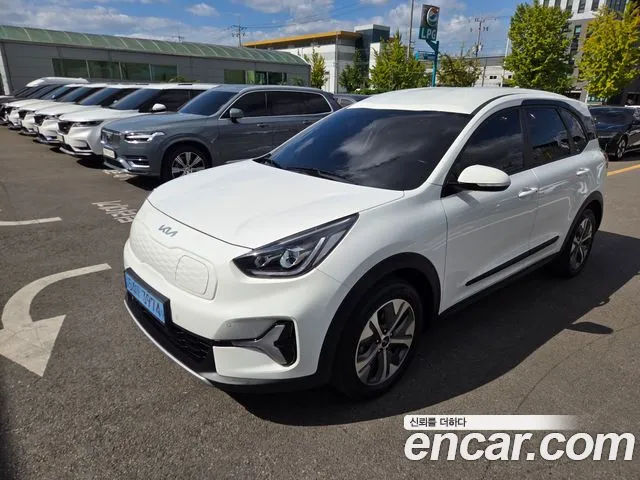 Kia Niro — Фото автомобиля 2
