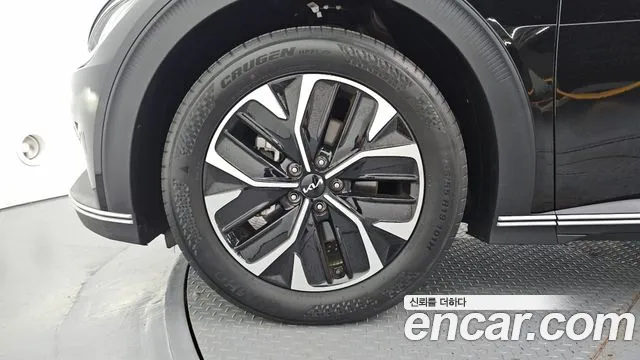 Kia EV6 — Фото автомобиля 5