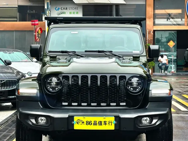 Jeep Gladiator — Фото автомобиля 2