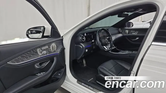 Mercedes-Benz E-Class E-класс W213 — Фото автомобиля 3