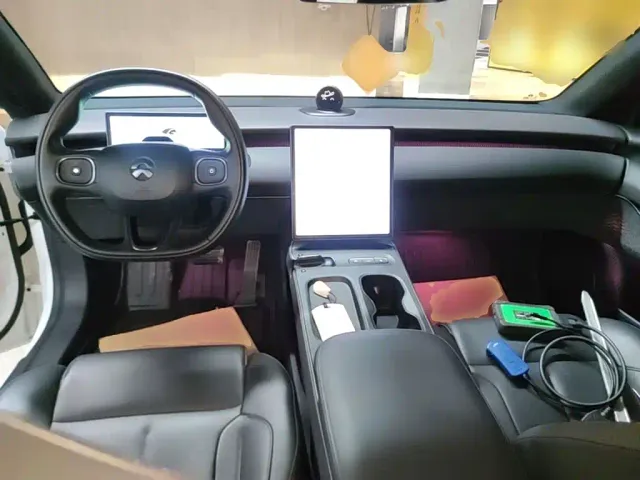 Nio ET5 Touring — Фото автомобиля 9