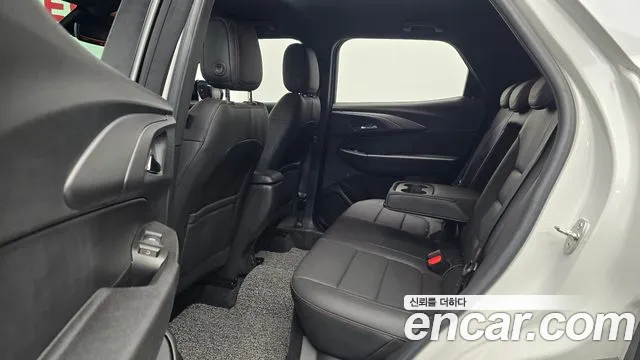 ChevroletGMDaewoo Trailblazer Trailblazer 1.3 турбо 4WD — Фото автомобиля 12