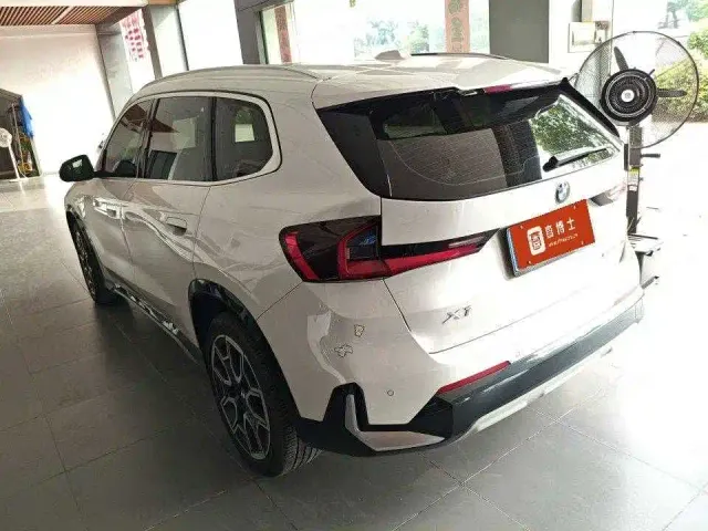 BMW X1 — Фото автомобиля 9