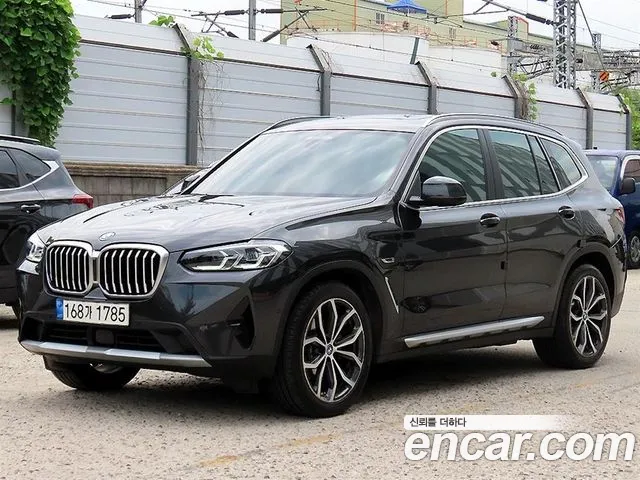 Фотография автомобиля — BMW X3 X3 (G01) xDrive 30e