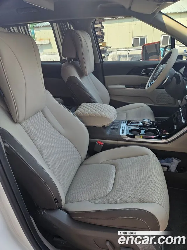 Kia Carnival 4th Gen — Фото автомобиля 5
