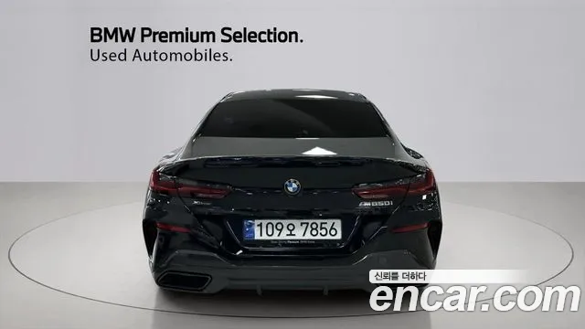 BMW 8 Series G15 — Фото автомобиля 4