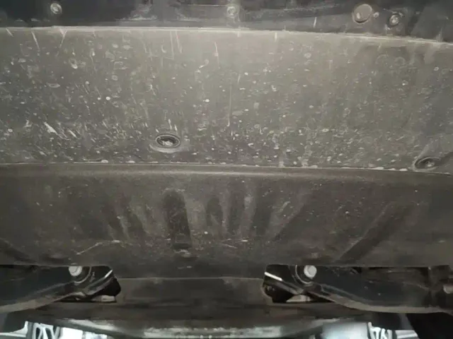 IM Motors LS6 — Фото автомобиля 24