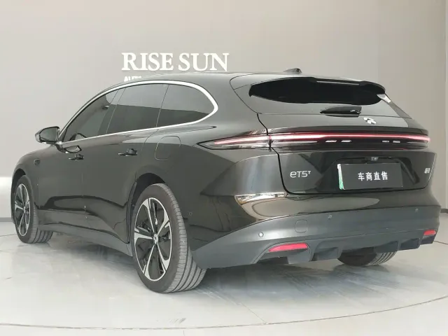 Nio ET5 Touring — Фото автомобиля 9