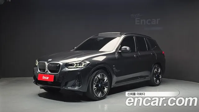 Фотография автомобиля — BMW iX3 G08 (2020–2024)