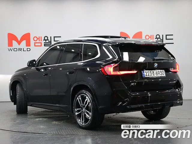 BMW X1 U11 — Фото автомобиля 4