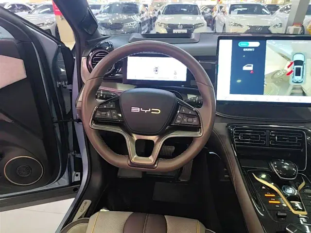BYD Frigate 07 — Фото автомобиля 10