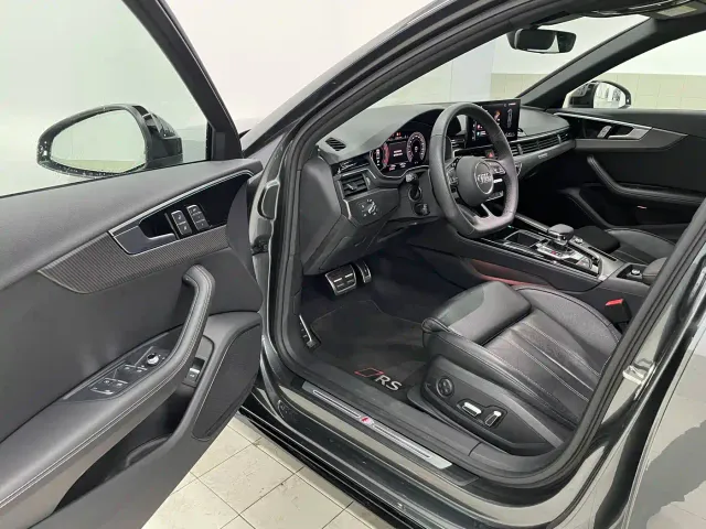 Audi A4L — Фото автомобиля 10