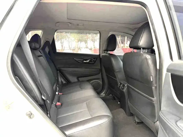 Nissan X-Trail — Фото автомобиля 14