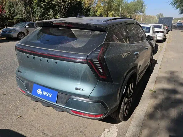 Geely Boyue L — Фото автомобиля 3