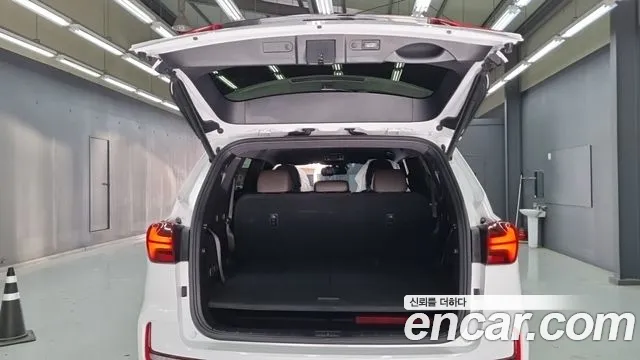 KG_Mobility_Ssangyong Rexton All Rexton Дизель 2.2 4WD — Фото автомобиля 17