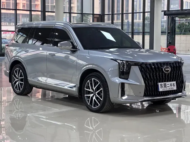 GAC Trumpchi GS8 — Фото автомобиля 2