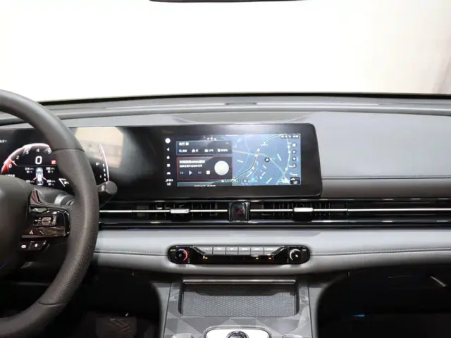 GAC Trumpchi Emkoo — Фото автомобиля 13