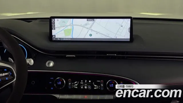 Genesis GV70 2.5T Бензин 2WD — Фото автомобиля 14