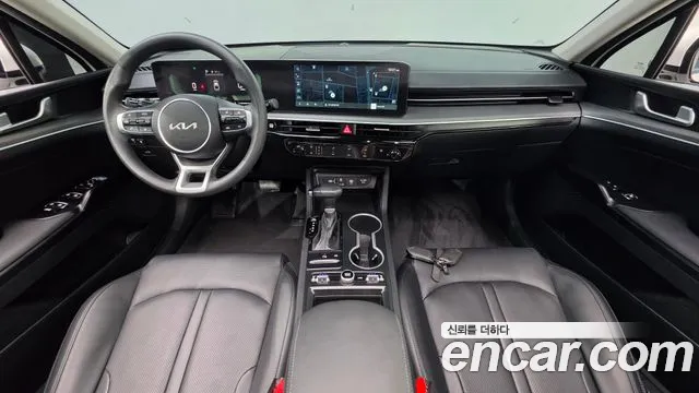 Kia K5 Новый K5 3 поколение 2.0 LPi(Для проката) — Фото автомобиля 7