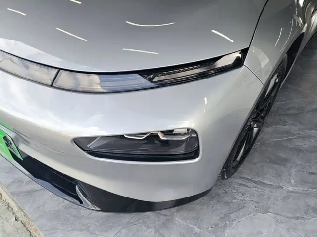 Xpeng P7 — Фото автомобиля 17