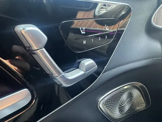 Mercedes-Benz EQE SUV — Фото автомобиля 6