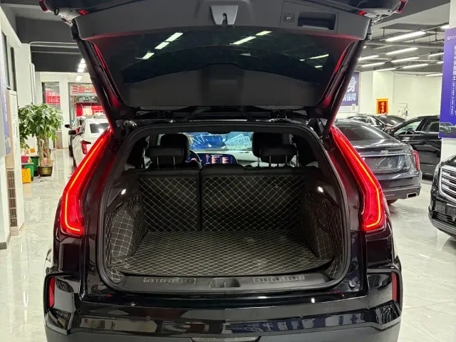 Cadillac XT4 — Фото автомобиля 17