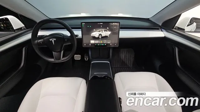 Tesla Model Y — Фото автомобиля 7