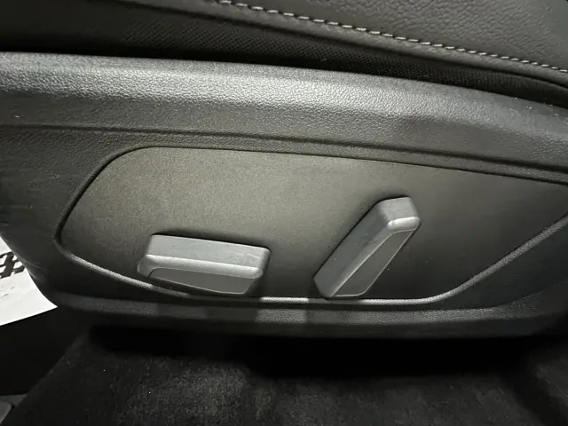 Hyundai Elantra — Фото автомобиля 8