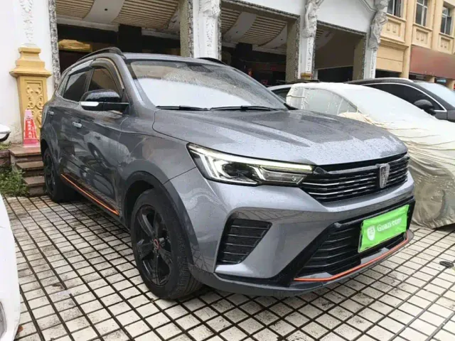 Roewe RX3 — Фото автомобиля 3