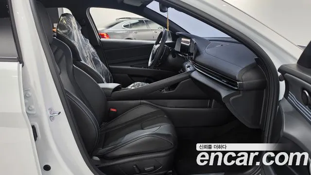 Hyundai Avante CN7 — Фото автомобиля 16
