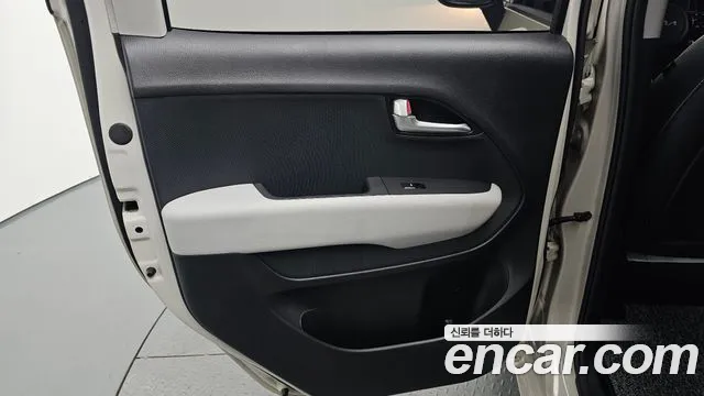 Kia RAY Новый Kia Ray Signature — Фото автомобиля 23