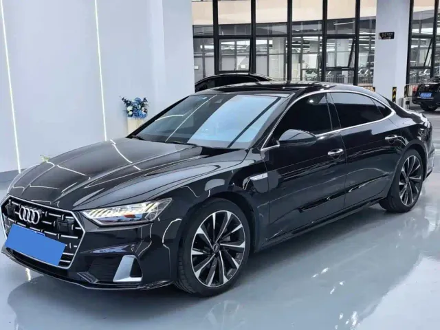 Фотография автомобиля — Audi A7L