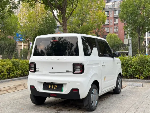 Geely Panda — Фото автомобиля 9
