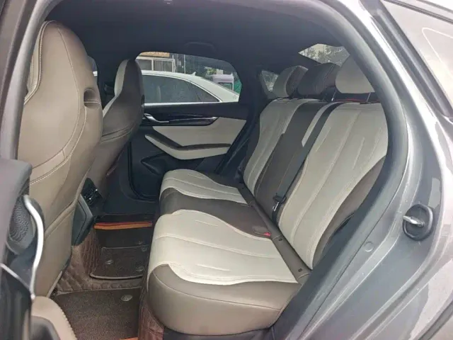 BYD Qin PLUS — Фото автомобиля 16